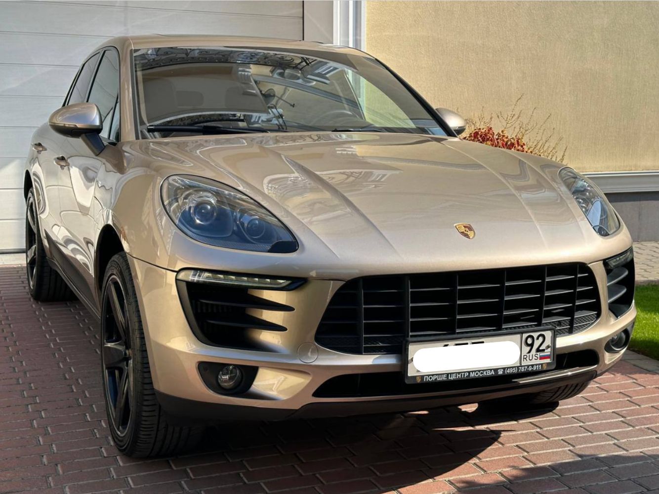 Porsche Macan S